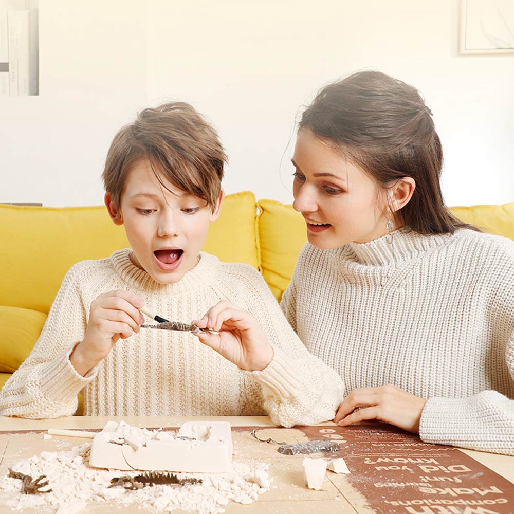 Dig & Explore! The Biggest Dino Kit (6yrs+) - Titanosaur