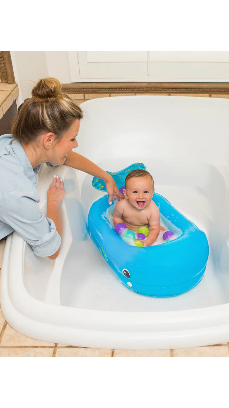 InfantinoWhaleBubbleBathInflatableBathTubBlue2