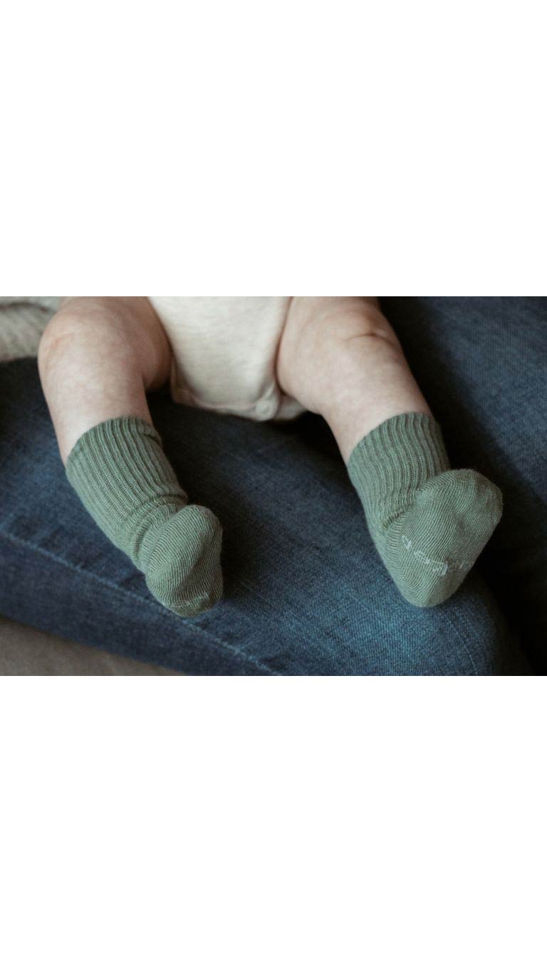KipKep Bio Cotton Stay-on-Socks Newborn &amp; Premature Calming Green - 1 Pair
