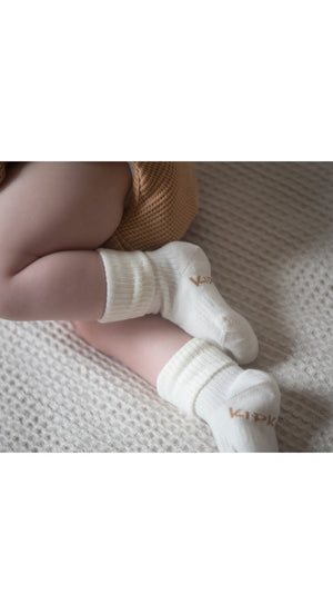 KipkepBabySocksOffWhite1