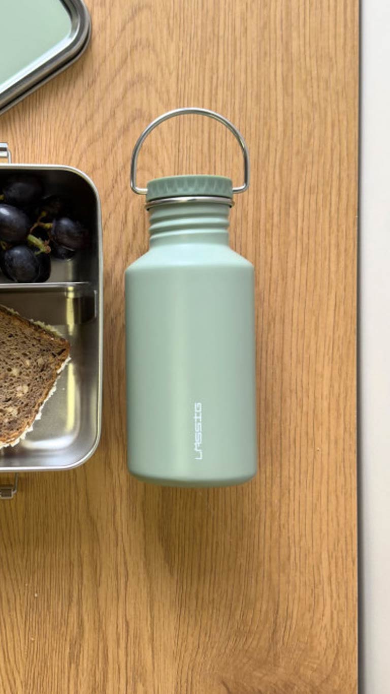Lassig Stainless Steel Bottle (500ml) - Green
