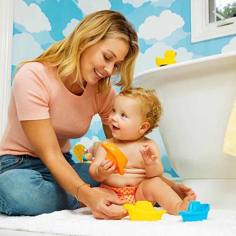 Munchkin Baby's First Bath Gift Set