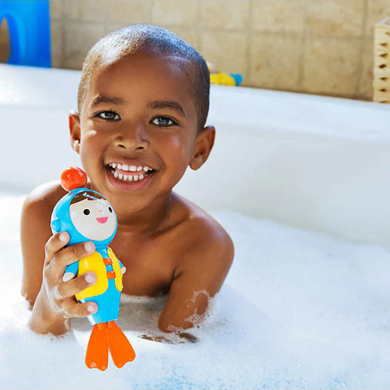 Munchkin Baby's First Bath Gift Set