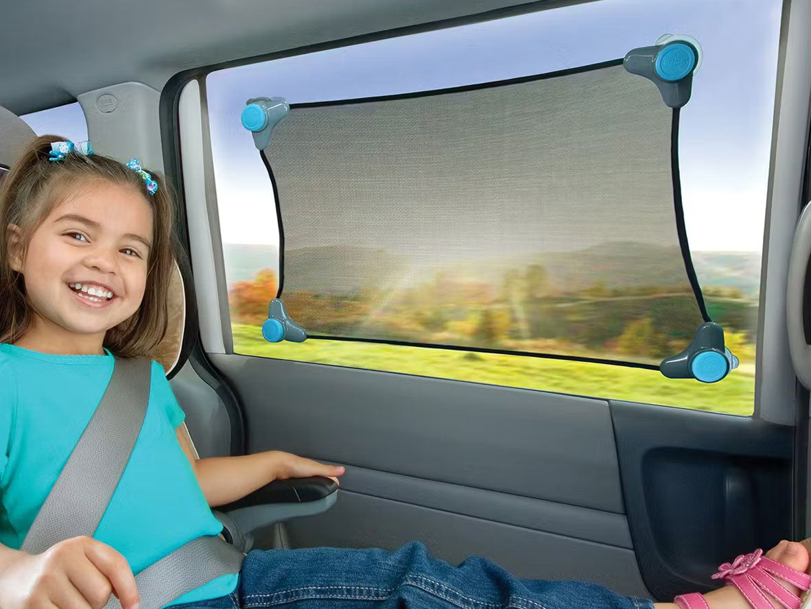 Munchkin-BricsMagneticStretchtoFitSunShade6