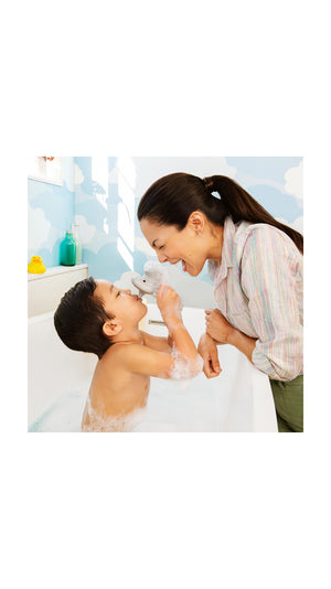 MunchkinBubbleBestieElephantBubblerBathToy3