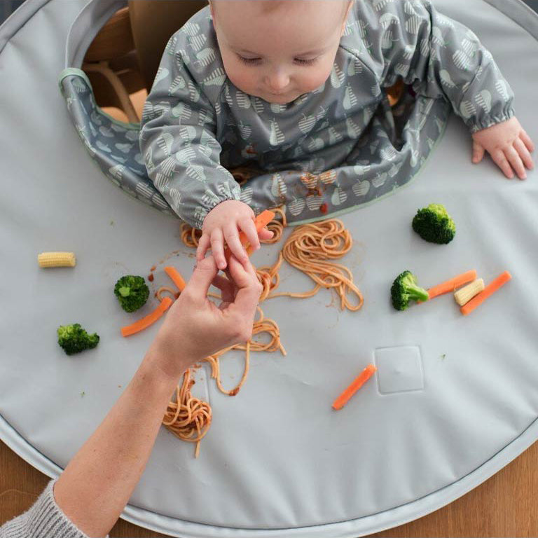 Tidy Tot Bib & Tray Set with Bag - Dove Gray